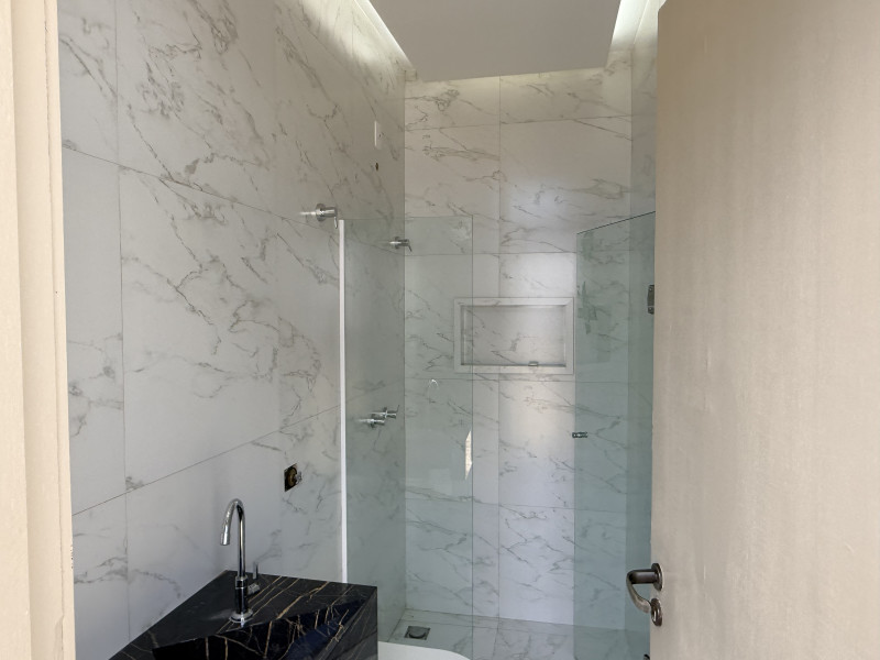 Casa à venda Novo Mundo com 170m² e 4 quartos por R$ 820.000 - img-9109.jpeg