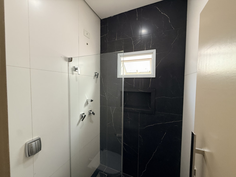 Casa à venda Novo Mundo com 170m² e 4 quartos por R$ 820.000 - img-9122.jpeg