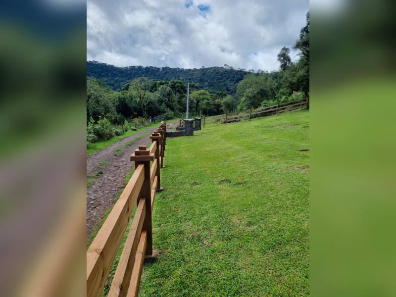 Terreno à venda Centro com 1335m² e 0 quartos por R$ 187.000 - img-20260325-wa0100.jpg