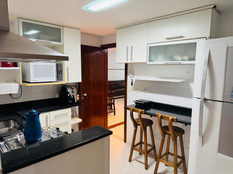 Apartamento à venda Praia da Costa com 141m² e 3 quartos por R$ 1.300.000 - 52e4c37e-7d8f-4574-b939-f28abe77279b.jpeg