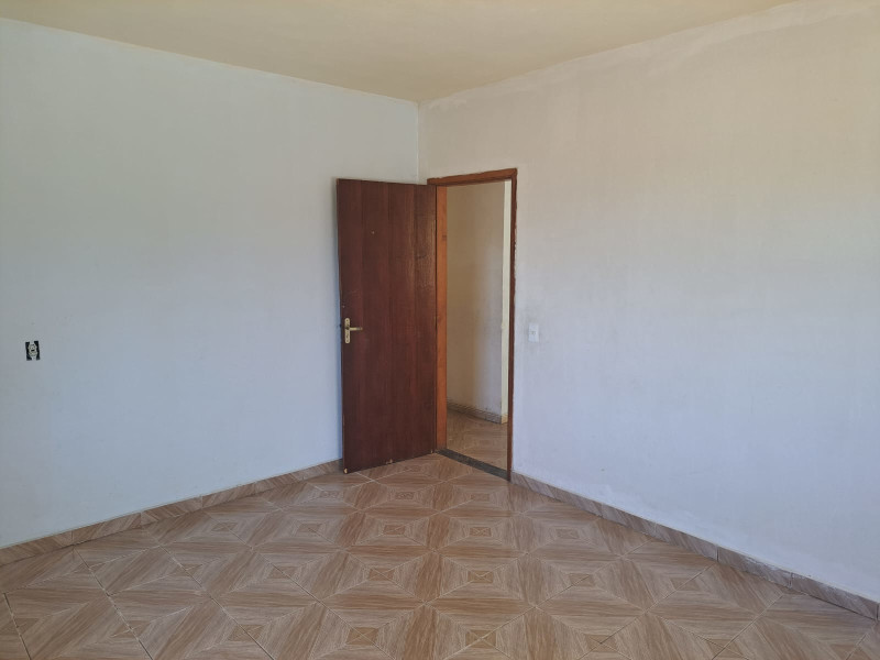 Casa de condomínio à venda Jardim das Alterosas - 2ª Seção com 240m² e 5 quartos por R$ 700.000 - 1000628594.jpg