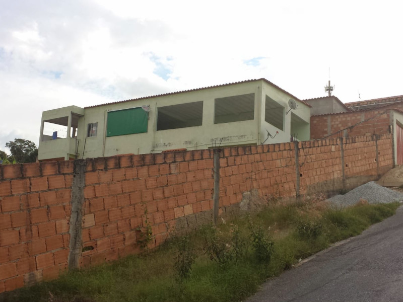Casa de condomínio à venda Jardim das Alterosas - 2ª Seção com 240m² e 5 quartos por R$ 700.000 - 1000628653.jpg