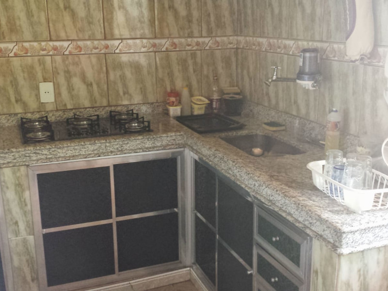 Casa de condomínio à venda Jardim das Alterosas - 2ª Seção com 240m² e 5 quartos por R$ 700.000 - 1000628677.jpg
