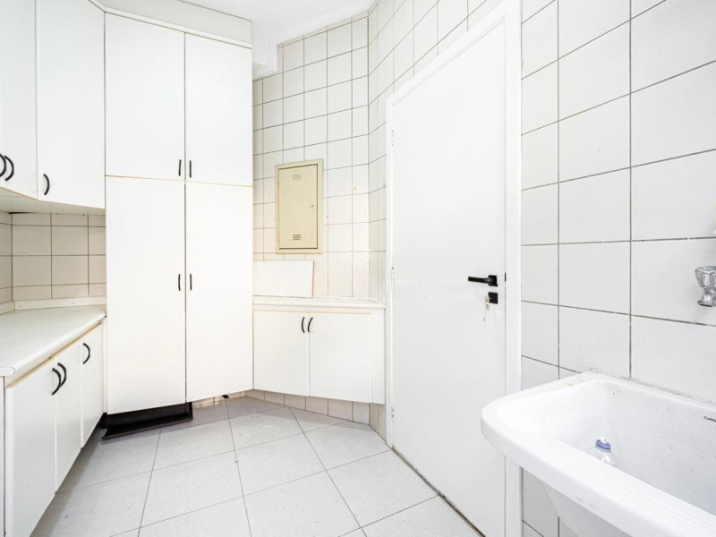 imóvel com 317m² - Alphaville - Santana de Parnaiba
