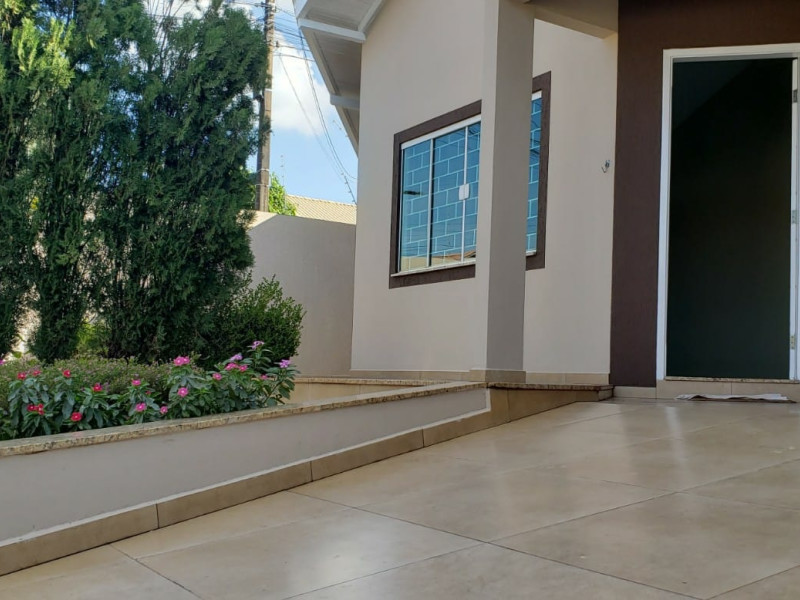 Casa à venda Jardim Morumbi com 130m² e 3 quartos por R$ 560.000 - area-externa-2.jpg