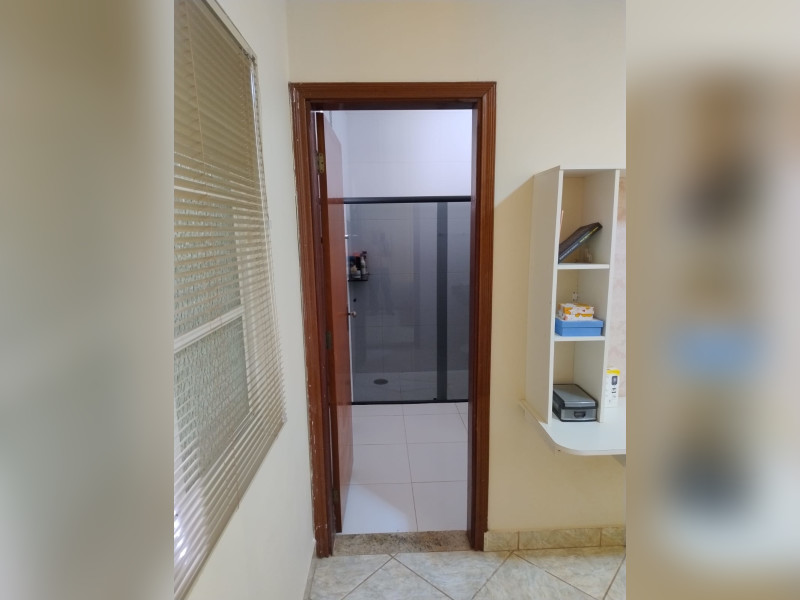 Casa à venda Ribeirânia com 300m² e 5 quartos por R$ 1.047.000 - whatsapp-image-2026-03-31-at-205715.jpeg