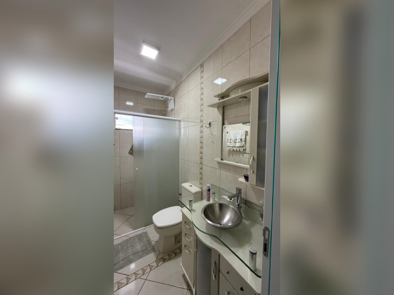 Casa à venda Areias com 310m² e 3 quartos por R$ 1.650.000 - banheiro-social-quartos.jpeg