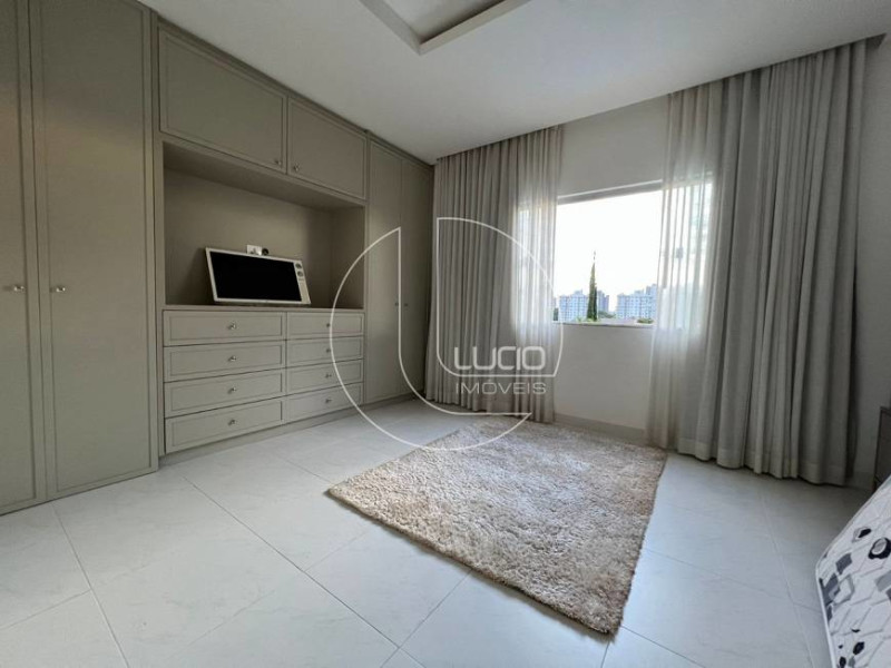 Casa à venda Anápolis City com 351m² e 4 quartos por R$ 1.790.000 - img-5576.jpeg