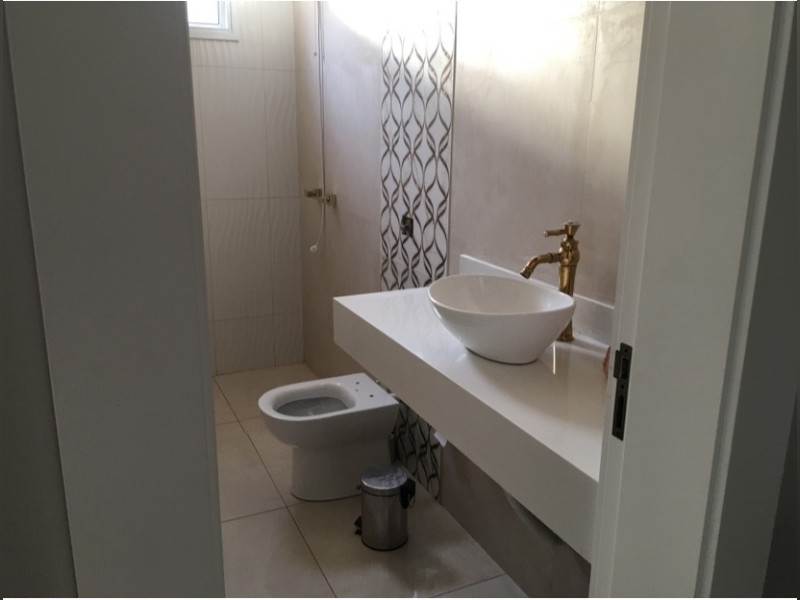 Casa de condomínio para alugar Shopping Park com 200m² e 3 quartos por R$ 7.700 - img-4301.jpeg