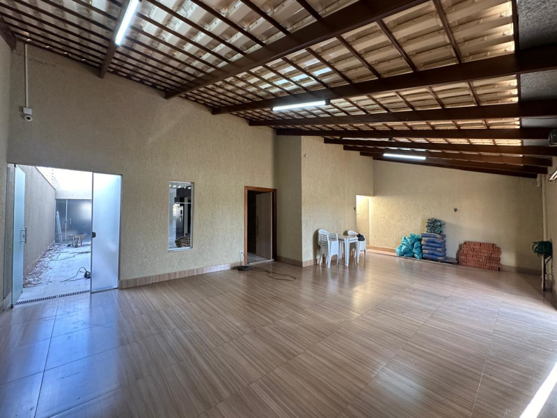 Casa à venda Parque das Laranjeiras II com 220m² e 3 quartos por R$ 650.000 - foto-17.jpeg