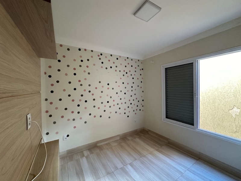 Casa à venda Parque das Laranjeiras II com 220m² e 3 quartos por R$ 650.000 - foto-18.jpeg