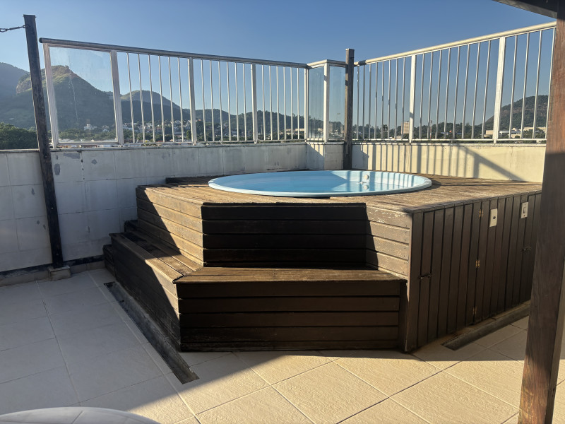 Cobertura à venda Anil com 166m² e 3 quartos por R$ 650.000 - img-2402.jpeg