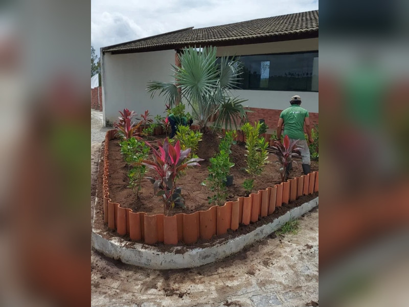 Terreno à venda Centro com 300m² e 0 quartos por R$ 70.000 - 1000014798.jpg