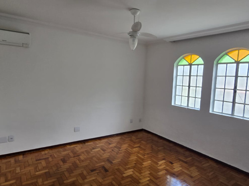 Casa à venda Monsenhor Messias com 380m² e 6 quartos por R$ 1.000.000 - whatsapp-image-2026-04-12-at-130847.jpeg