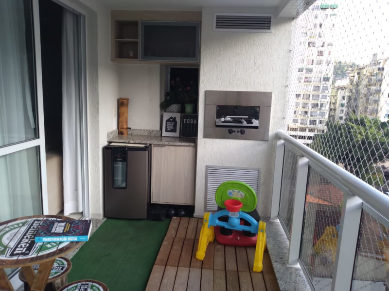 Apartamento à venda Santa Rosa com 118m² e 4 quartos por R$ 840.000 - 4-varanda1.jpeg