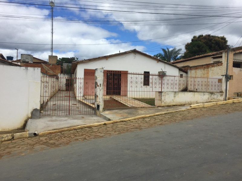 Casa à venda Centro com 275m² e 5 quartos por R$ 300.000 - whatsapp-image-2026-04-14-at-181703-1.jpeg