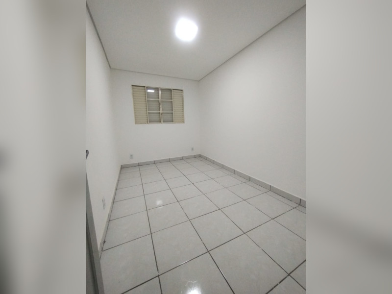 Casa à venda Jardim Carlos Gomes com 210m² e 2 quartos por R$ 440.000 - whatsapp-image-2026-04-17-at-110441-3.jpeg