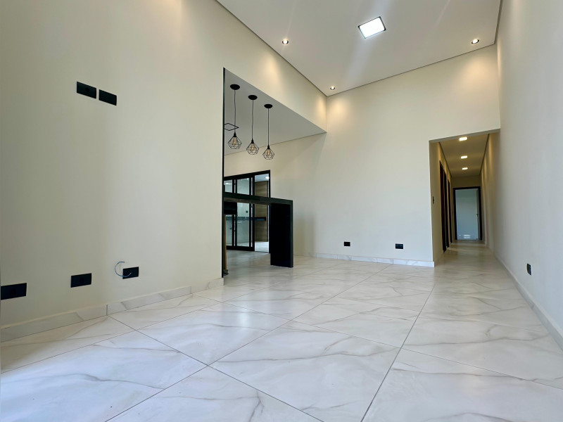 Casa de condomínio à venda Jardim Residencial Villagio Wanel com 140m² e 3 quartos por R$ 980.000 - 30090c47-7d1e-4a5a-938a-b4c4c7119f07.jpeg