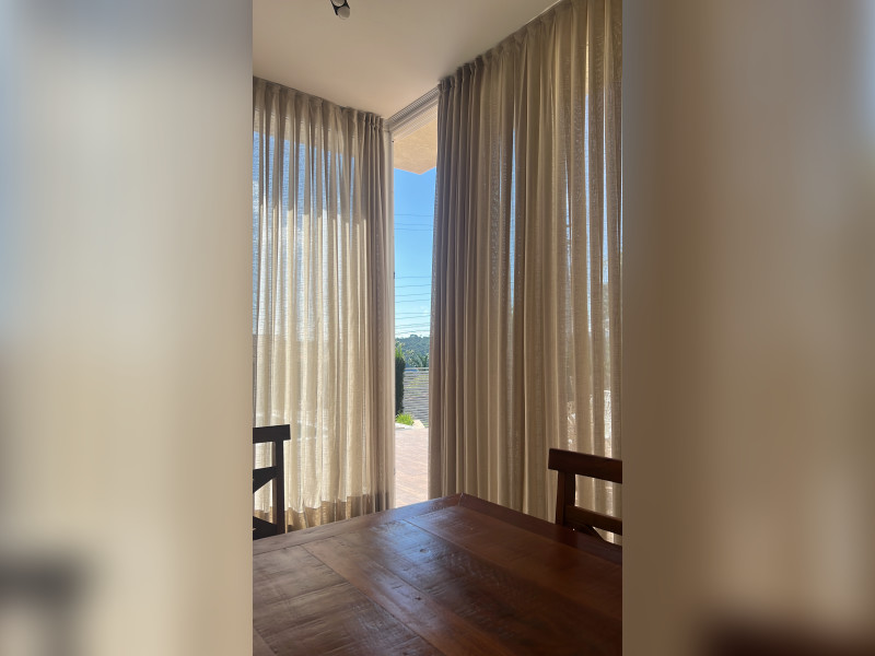 Casa de condomínio à venda Alpes D Ouro com 998m² e 2 quartos por R$ 1.900.000 - 0d3b0625-39e6-4d65-be7e-8e32690183e7.jpeg
