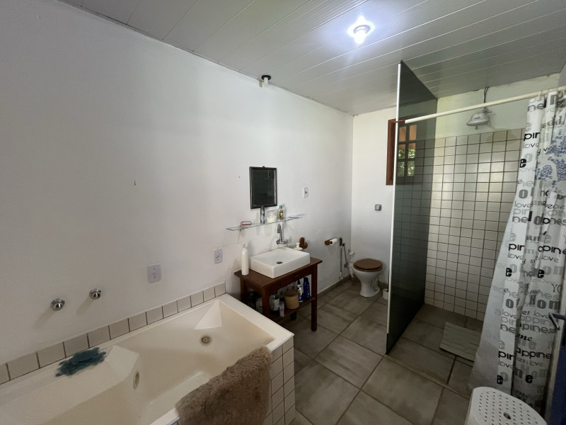 Sítio à venda Vieira com 120000m² e 5 quartos por R$ 1.100.000 - 028banhierocompleto2-1.jpg