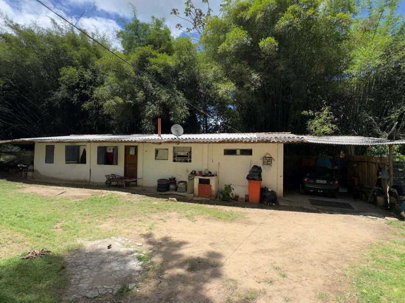 Sítio à venda Vieira com 120000m² e 5 quartos por R$ 1.100.000 - 038casa-do-caseiro073.jpeg