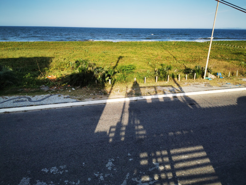 imóvel com 700m² - Samburá (Tamoios) - Cabo Frio