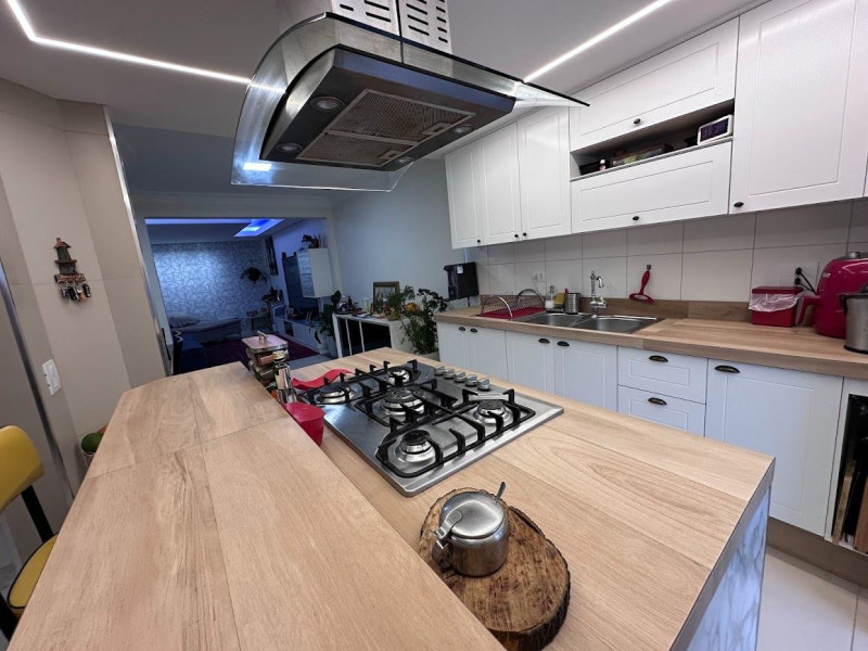 Casa à venda Jardim Morumbi com 160m² e 3 quartos por R$ 850.000 - whatsapp-image-2026-04-22-at-120004.jpeg