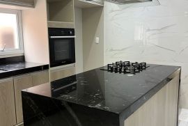 Casa à venda Guilhermina com 125m² - 3 dormitórios -  vagas - R$ 790.000 - whatsapp-image-2026-03-27-at-121435-10.jpeg