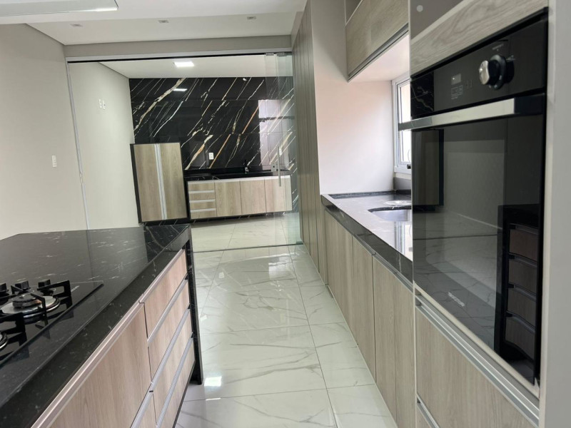 Casa à venda Guilhermina com 125m² e 3 quartos por R$ 790.000 - whatsapp-image-2026-03-27-at-121435-9.jpeg