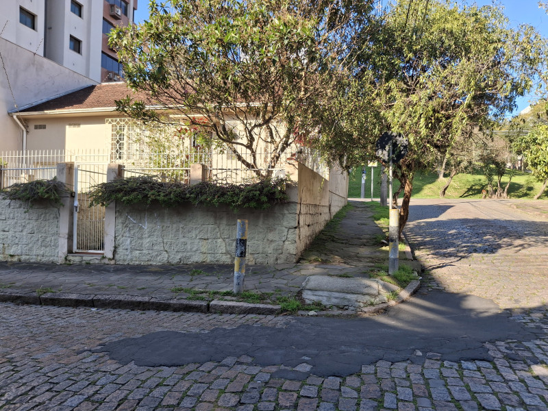 Terreno à venda Passo da Areia com 350m² e 0 quartos por R$ 960.000 - 1000097213.jpg