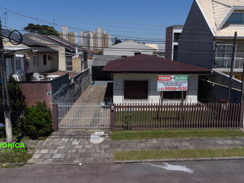 Casa à venda Capão Raso com 140m² e 3 quartos por R$ 950.000 - dji-0463.jpg