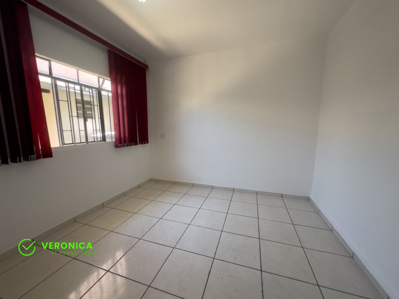 Casa à venda Capão Raso com 140m² e 3 quartos por R$ 950.000 - img-8378.jpg