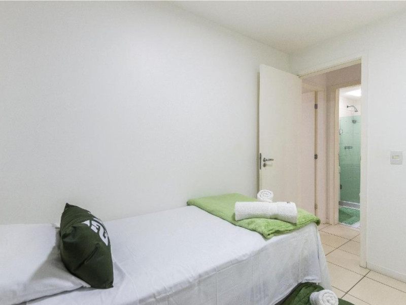 Apartamento à venda Barra da Tijuca com 67m² e 2 quartos por R$ 930.000 - screenshot-20260420-141107-bookingcom.jpg