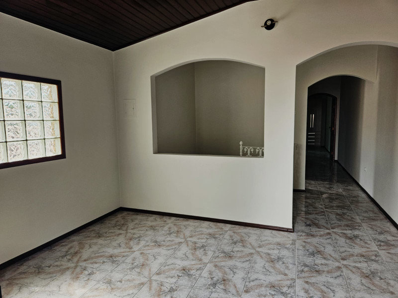 Casa à venda Jardim Torrão de Ouro com 180m² e 3 quartos por R$ 520.000 - whatsapp-image-2026-04-10-at-160901-3.jpeg