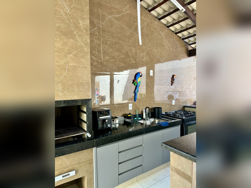imóvel com 300m² - Residencial Humaitá - Goiânia