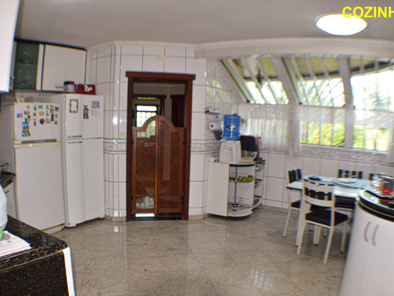 Casa à venda Jardim Eltonville com 589m² e 5 quartos por R$ 2.490.000 - cozinha2.jpg
