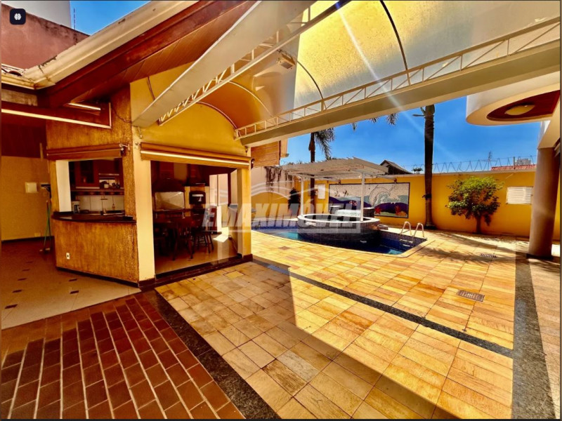 Casa à venda Jardim Eltonville com 589m² e 5 quartos por R$ 2.490.000 - patio2.jpg