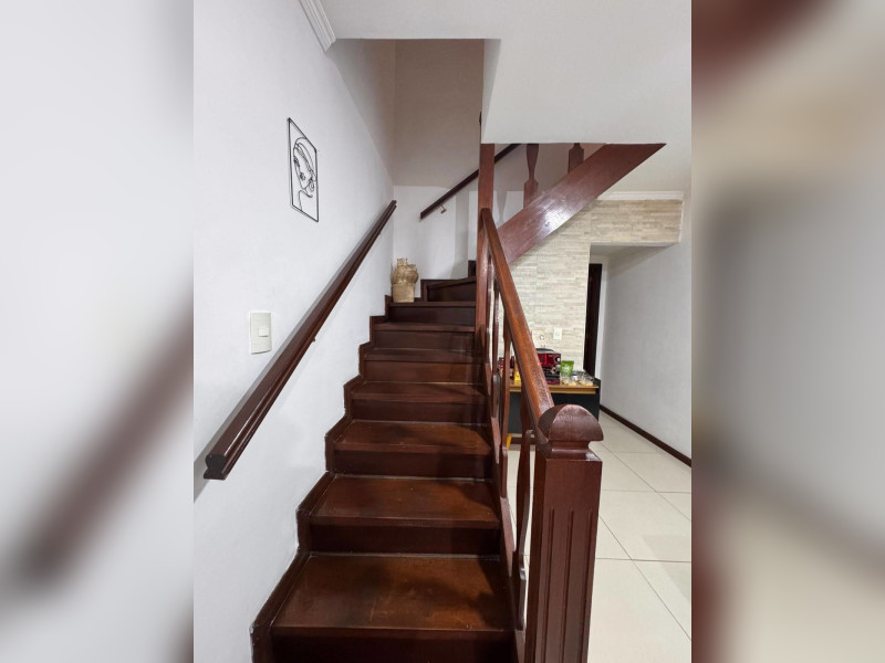Casa de condomínio à venda Taquara com 50m² e 2 quartos por R$ 270.000 - escada.jpeg
