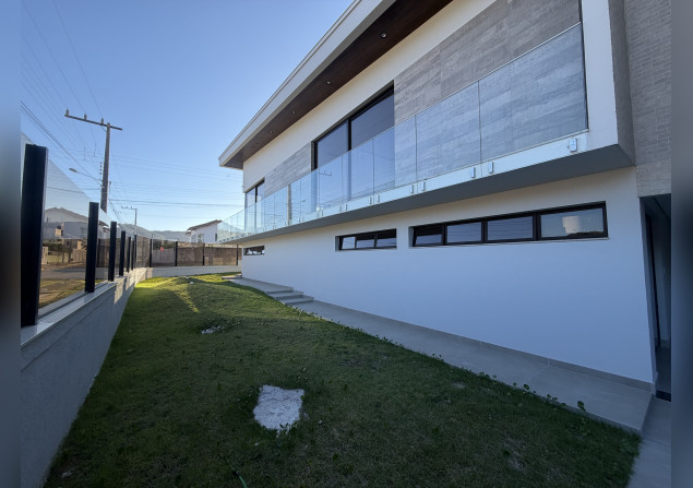 imóvel com 450m²