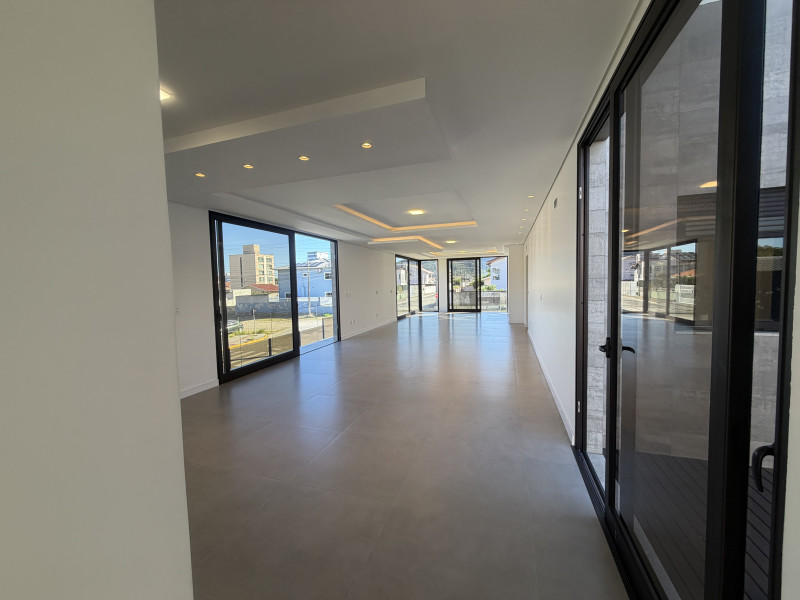 Casa à venda Centro com 450m² e 4 quartos por R$ 2.990.000 - img-8127.jpeg