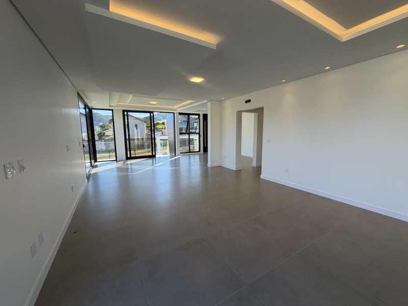 Casa à venda Centro com 450m² e 4 quartos por R$ 2.990.000 - img-8132.jpeg