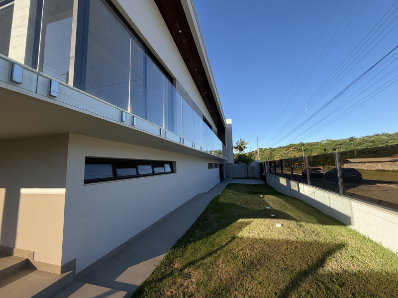 Casa à venda Centro com 450m² e 4 quartos por R$ 2.990.000 - img-8197.jpeg