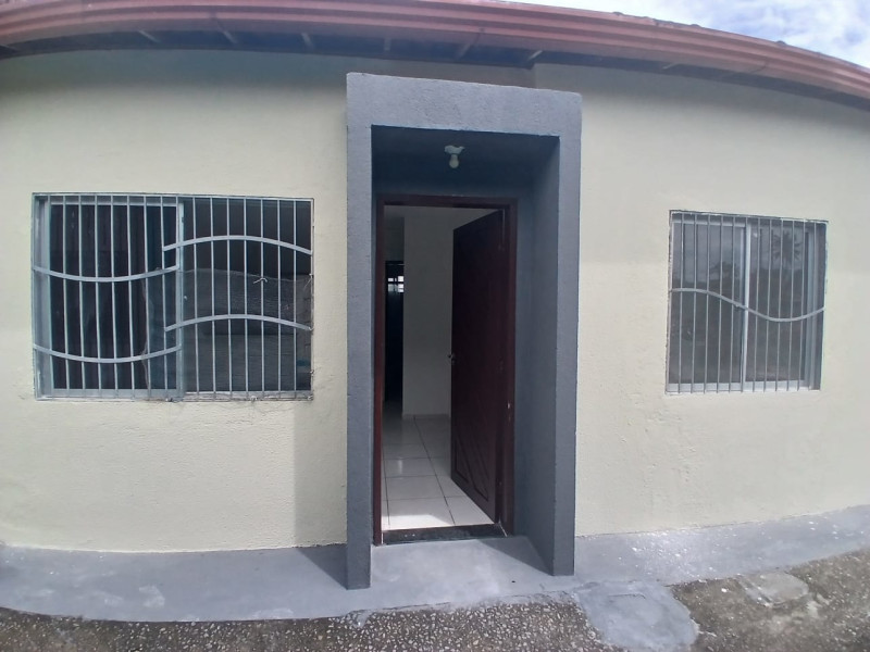 Casa à venda Centro com 65m² e 2 quartos por R$ 70.000 - whatsapp-image-2026-05-04-at-071957-1.jpeg