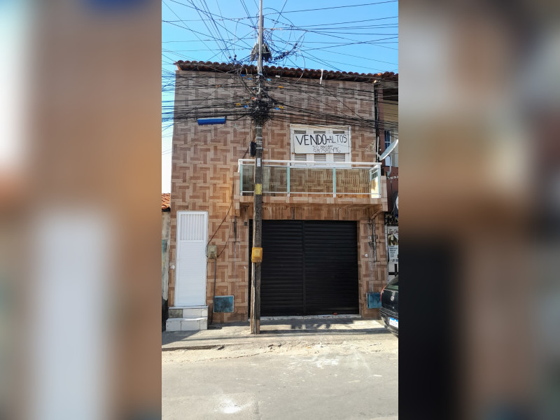 Casa à venda Jacarecanga com 150m² e 4 quartos por R$ 195.000 - casa-frente-01.jpg