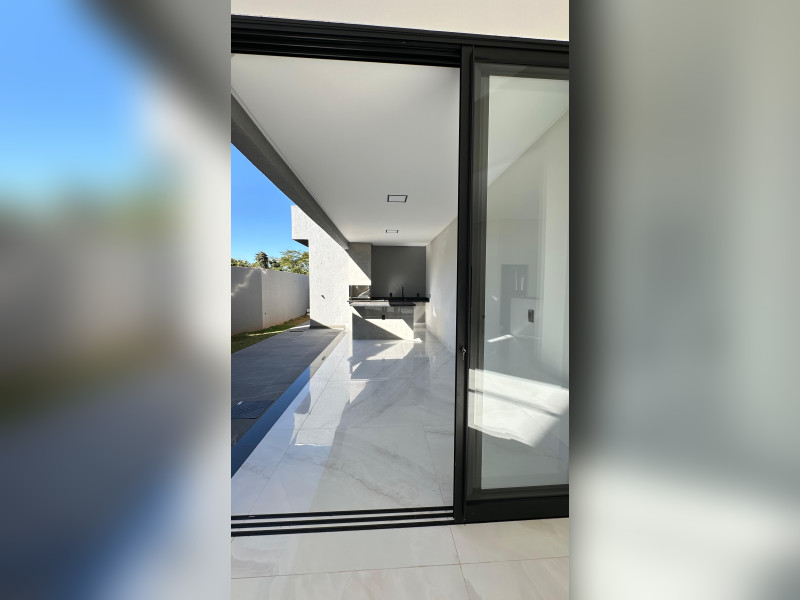 imóvel com 200m² - Condomínio Residencial Gaudi - Anápolis