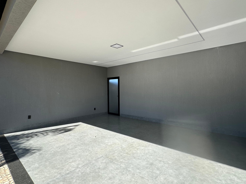 imóvel com 200m² - Condomínio Residencial Gaudi - Anápolis