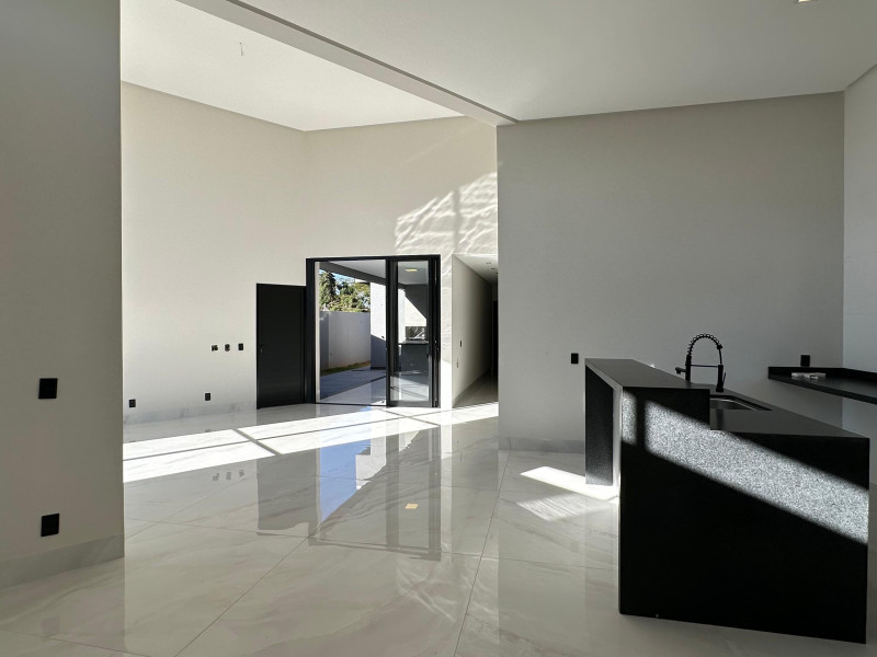 Casa à venda Condomínio Residencial Gaudi com 200m² e 3 quartos por R$ 1.180.000 - d324520c-fcbf-4a07-8417-c81d0e0c1816.jpeg