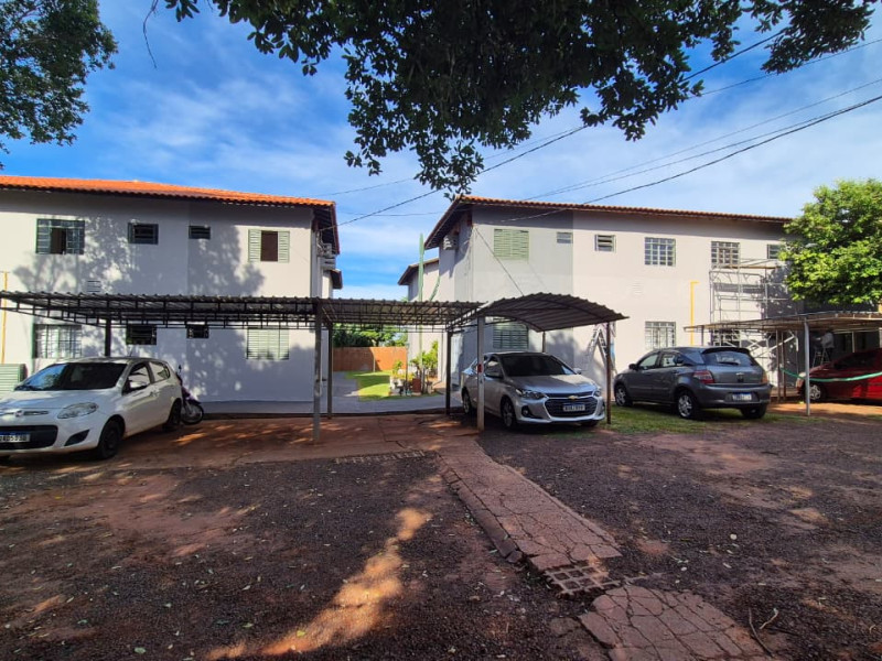 Apartamento à venda Parque Residencial Rita Vieira com 57m² e 2 quartos por R$ 210.000 - fachada-3-copia-copia.jpeg