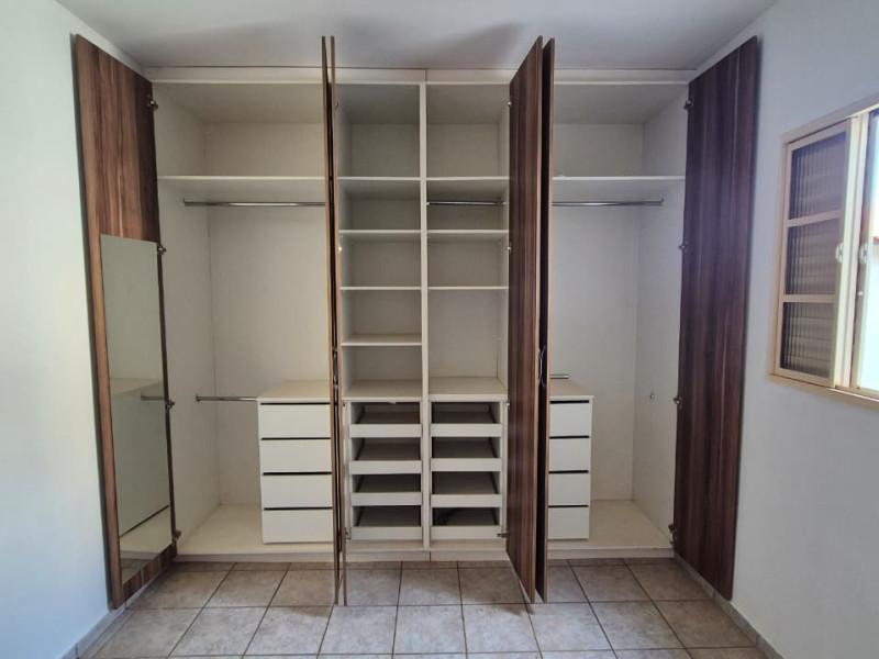 Apartamento à venda Parque Residencial Rita Vieira com 57m² e 2 quartos por R$ 210.000 - guarda-roupa-copia-copia.jpeg