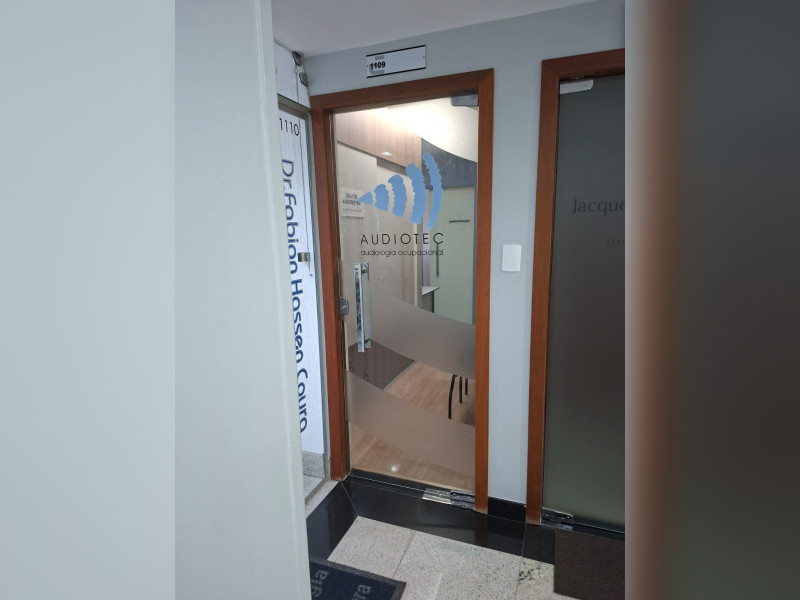 Comercial à venda Centro com 26m² e 1 quarto por R$ 150.000 - whatsapp-image-2026-05-11-at-112955-2.jpeg